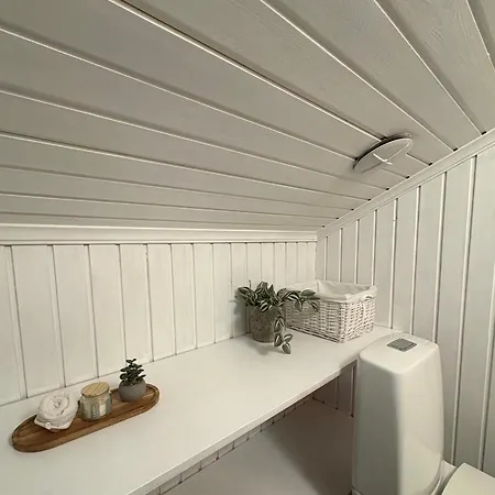 Apartment Tak Strandis *